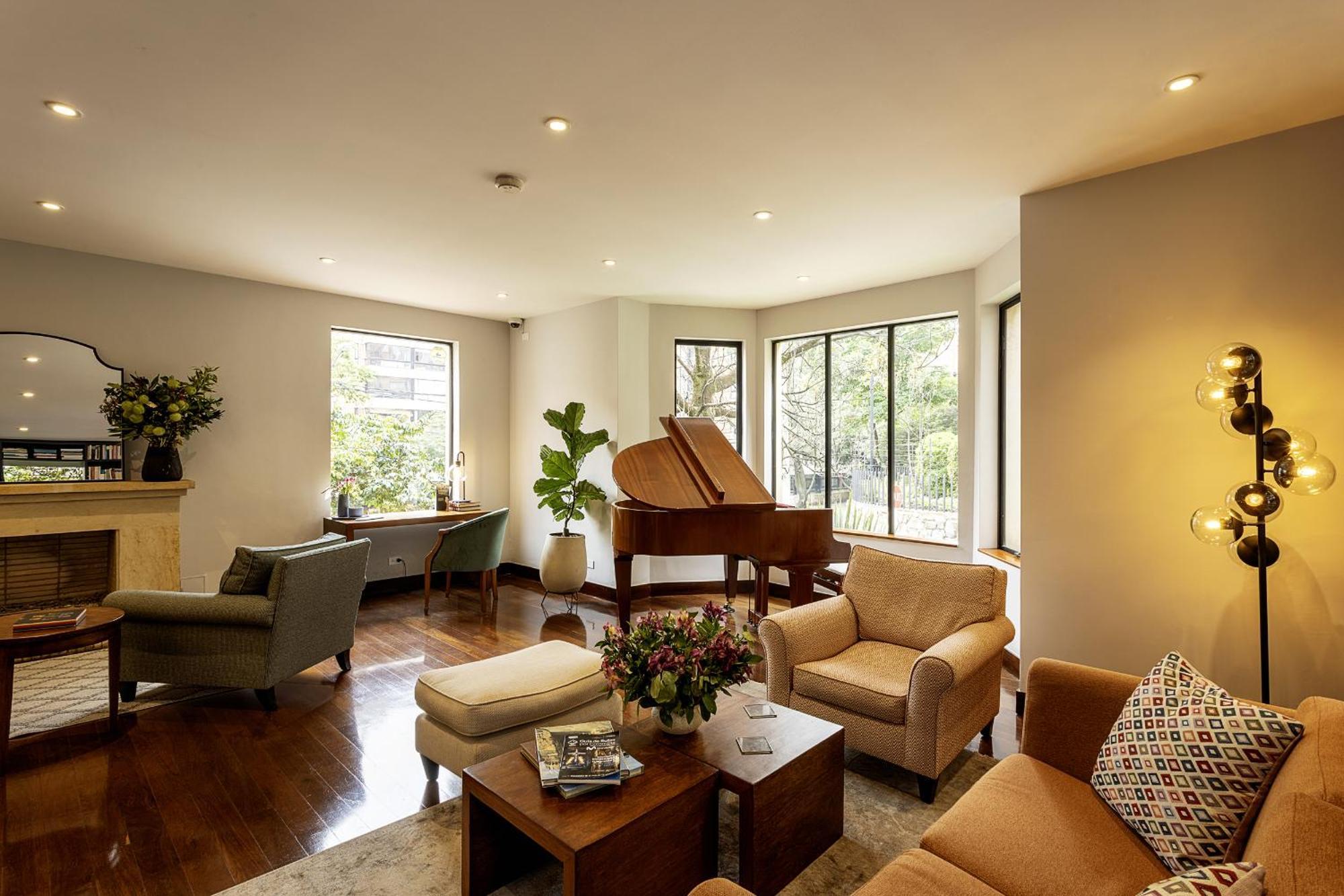 Hotel Bh La Quinta Bogotá Exteriör bild