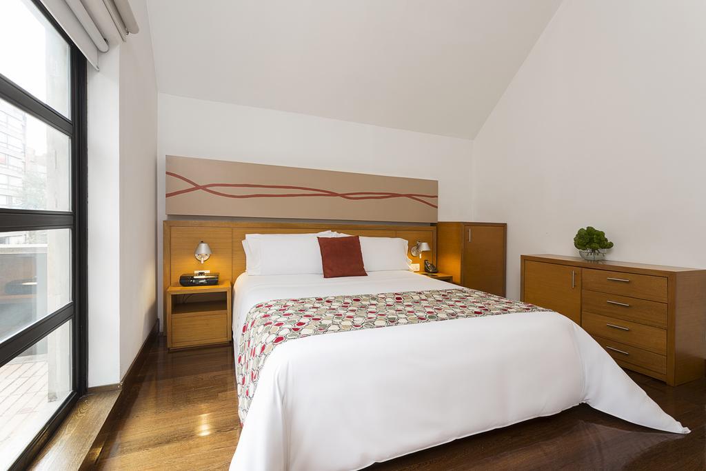 Hotel Bh La Quinta Bogotá Exteriör bild